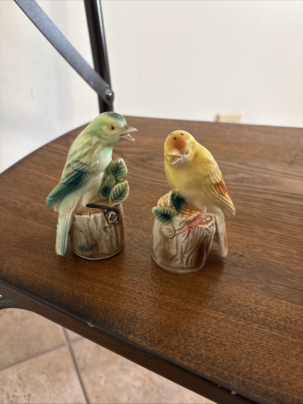 Vintage Ceramic Bird Salt & Pepper Shakers in Yellow and Green. as is